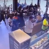 Falleció uno de los presuntos atacantes de un empresario neoleonés en Starbucks de Tulum