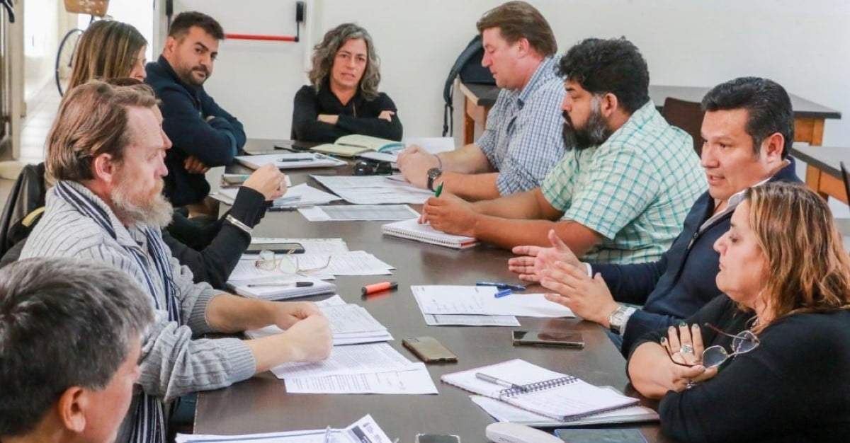 Reunión entre Gobierno y ATEN. Fuente: (Gobierno de Neuquén)