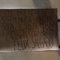 Feministas exigen excluir a Salgado Macedonio de candidaturas en Guerrero; vandalizan sede de Morena