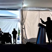Estamos concientizando a empresarios para que tengan dimensión social: AMLO sobre reforma eléctrica