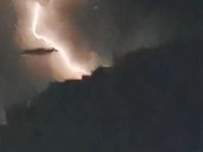 Usuarios de TikTok especulan por un supuesto OVNI visto en Puebla