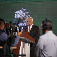 AMLO dice lamentar asesinatos de Aranza Ramos y Abraham Mendoza