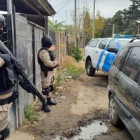 La Prefectura Naval identificó a 9 personas en Neuquén y secuestro ketamina, cocaína y marihuana