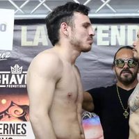 Omar Chávez gana con dramático nocaut