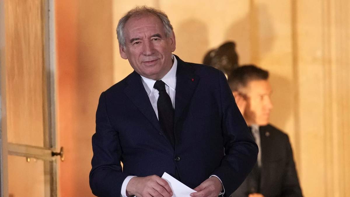 El recién nombrado primer ministro François Bayrou