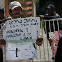 ONG exigen la libertad 'inmediata e incondicional” del defensor na savi Arturo Campos