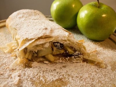 El Apfelstrudel, el postre austriaco que perdió ante la chocotorta
