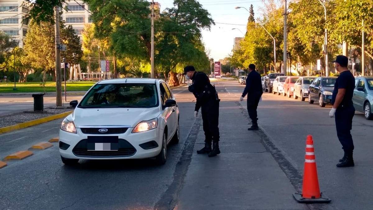 Puesto de control en la Ciudad de Buenos Aires. Fuente: (Twitter)