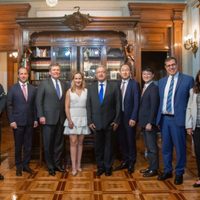 AMLO se reúne con representantes de empresas que construirán refinería en Dos Bocas