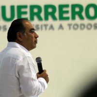 Astudillo suspende gira por asesinato de perredista; 'Si regresa o se queda es lo mismo”: usuarios de Twitter