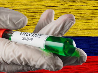 Colombia refuerza su campaña de vacunación con la candidata china Sinovac