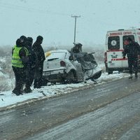 Tres mujeres y un niño murieron al morder la banquina de la Ruta 151 y chocar de frente contra un camión
