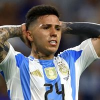 Enzo Fernández corre riesgo de una sanción ante la CONMEBOL y la FIFA