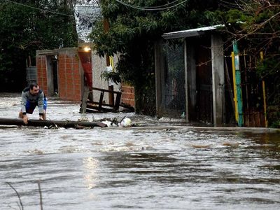 Con motivo de las inundaciones en La Plata: Julio Garro cruzó a Axel Kicillof por las obras públicas