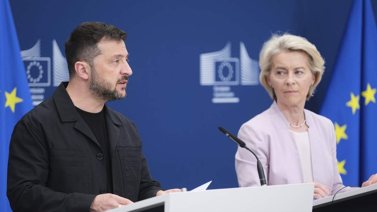 Volodimir Zelenski y Ursula von der Leyen en la rueda de prensa