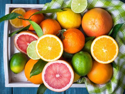 Alientan a sumar vitaminas a la dietas para combatir el coronavirus