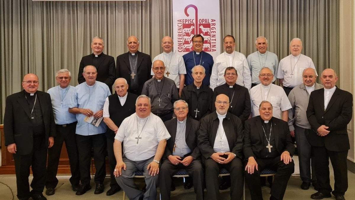 Los obispos pertenecientes a la Conferencia Episcopal Argentina.