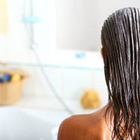 No gastes más en alisados: probá esta milagrosa receta para dejar tu cabello liso y sin frizz por semanas