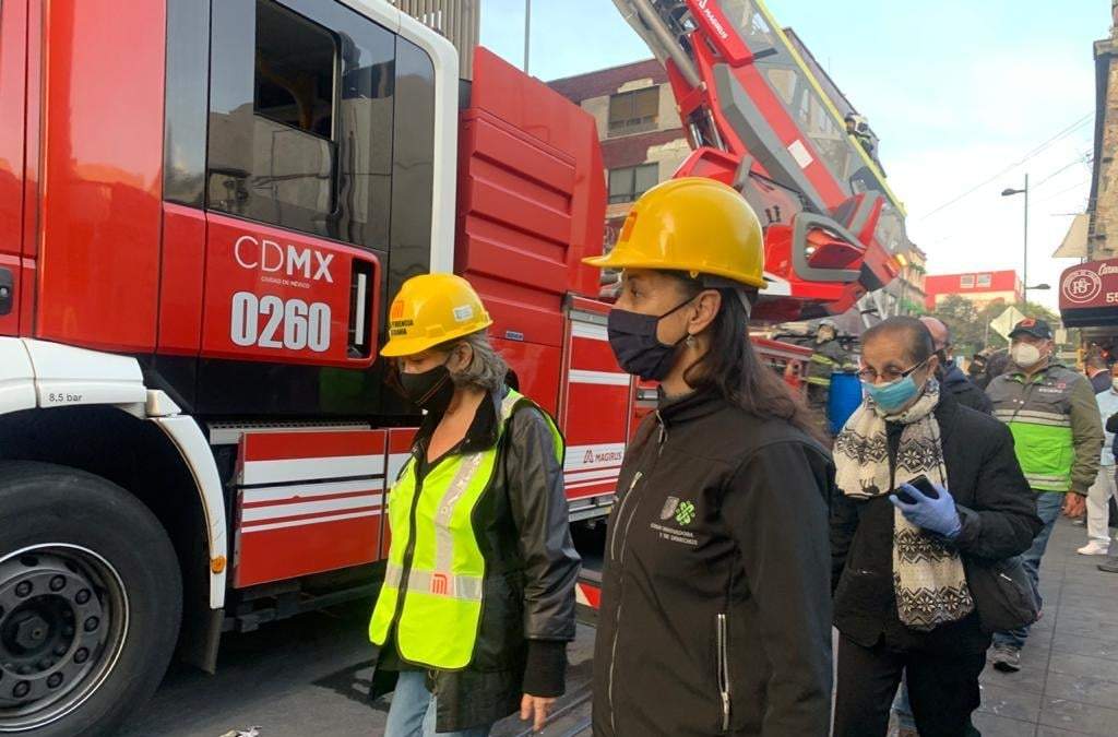 Claudia Sheinbaum en el Puesto Central de Control  I (PCCI) del Metro de la CDMX, que se incendió esta mañana