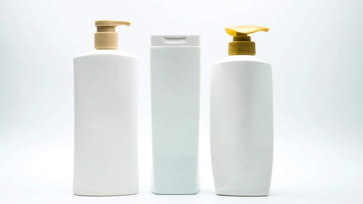Envases de shampoo. Fuente: (Instagram)