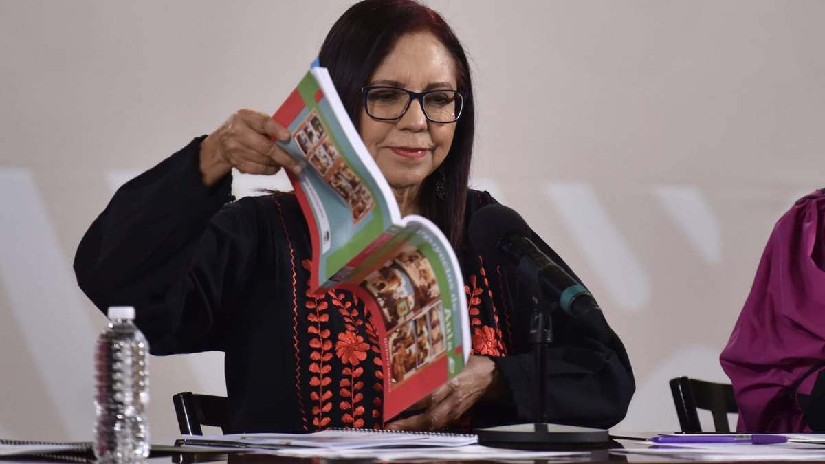 Leticia Ramírez, titular de la SEP
