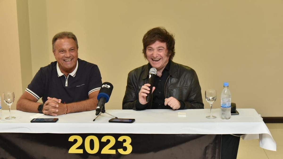 Carlos Eguía y Javier Milei. Fuente: (Twitter)