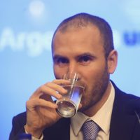 Dólar, tarifas, salarios y deuda con el FMI: cómo es el plan Guzmán