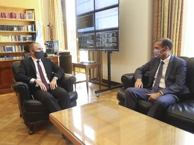 Omar Gutiérrez se reunirá con Martín Guzmán por los incendios en Neuquén