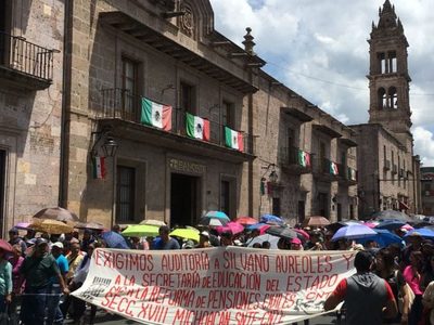 La CNTE marcha en Morelia para exigir el pago de adeudos y una 'auditoría directa” al gobernador