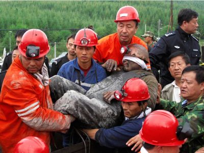 Accidente en una mina de carbón en China deja 21 trabajadores atrapados