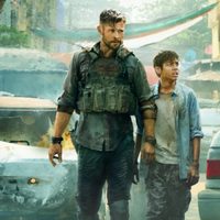 'Misión de rescate”: Dos horas de balazos, un héroe y varios villanos