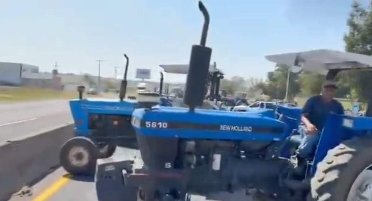 El bloqueo sobre la carretera 45D Salamanca–Celaya