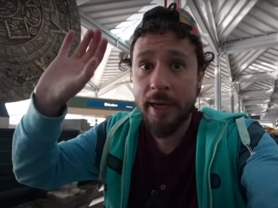 Luisito Comunica chulea el AIFA; “no pensé que me fuera a gustar tanto”, dice