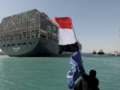 Egipto exige una multimillonaria compensación por el bloqueo del Canal de Suez