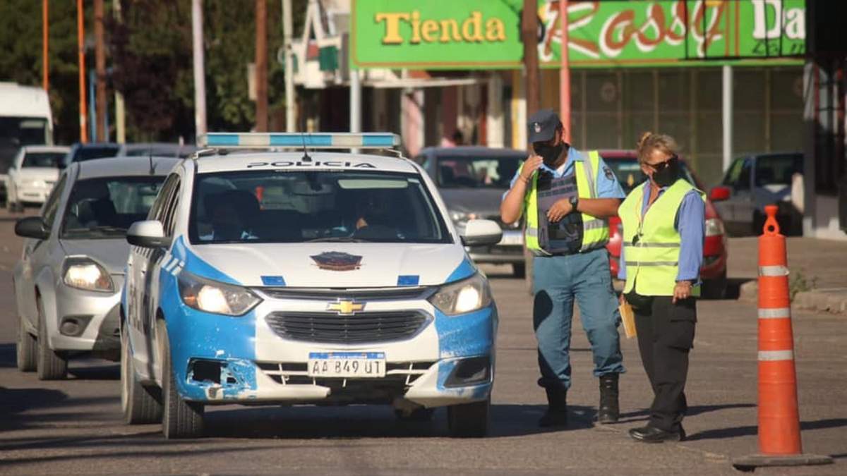 Trabajo en conjunto entre la Municipalidad y la Policía. Fuente: (Twitter)