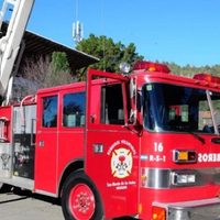 Bomberos de San Martín de los Andes sofocaron un incendio de pastizales en tierras de El Desafío