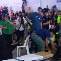 Colapsó una tribuna en el gimnasio de Plottier y dejó cuatro personas heridas