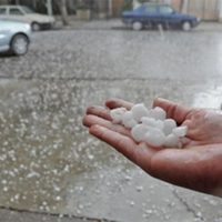 Domingo bajo agua, a pura ráfaga y granizo: rige una nueva alerta meteorológica