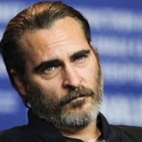 Horas antes de recibir un Oscar, Joaquin Phoenix estuvo muy ocupado con una misión importante