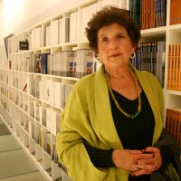 Roban a la escritora Margo Glantz primeras ediciones de Rulfo, Márquez y Borges
