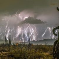 La OMM valida un nuevo récord mundial: el rayo más largo de la historia