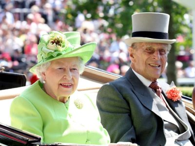 Una verdadera historia de amor: la Reina Isabel II y el duque de Edimburgo, así comenzó todo