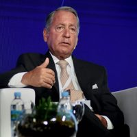 La UIA pide financiamiento para cumplir con el aumento salarial para privados