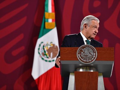 AMLO asegura que el Poder Judicial no va a detener proceso de venta de Banamex