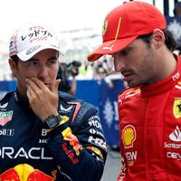“¿Qué está haciendo?”: la fuerte reacción de Checo Pérez tras el bloqueo de Carlos Sainz en la FP2