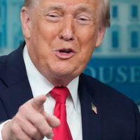 Trump revela que pensó ponerle su nombre al Golfo de México (Video)