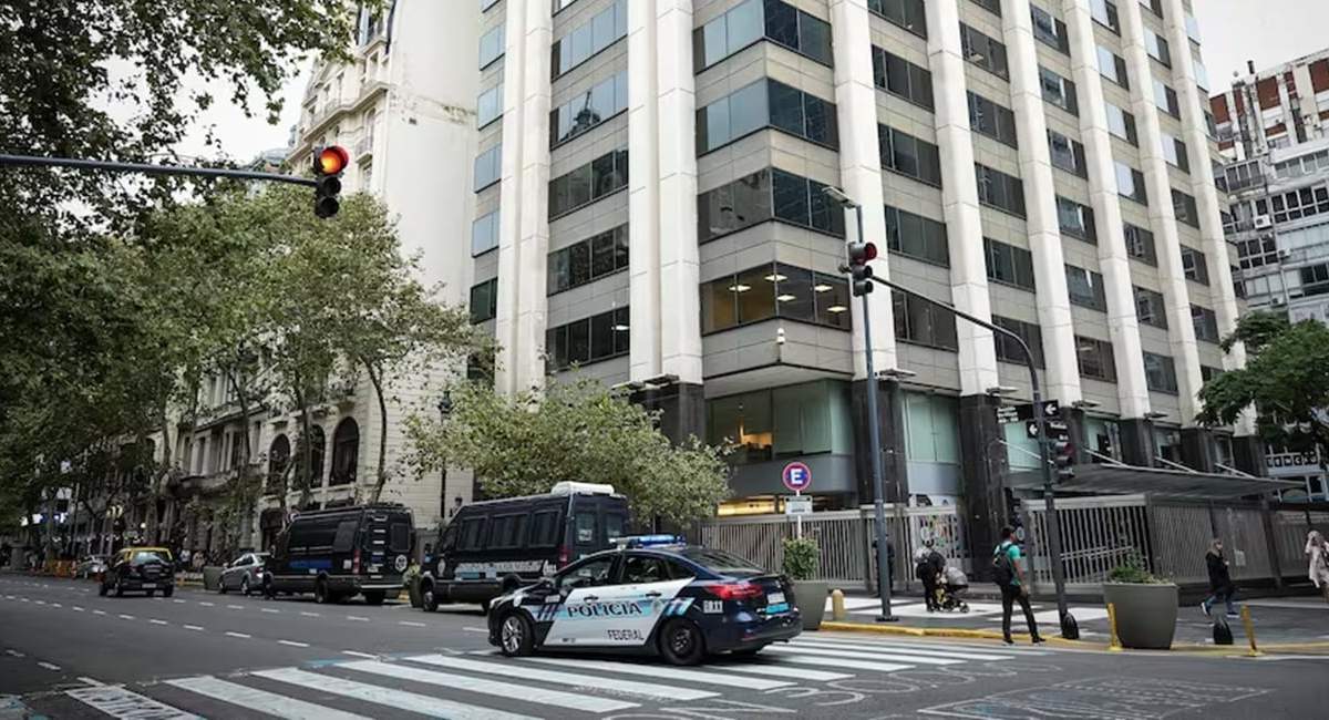 Tras el ataque a Irán, Israel cerró su embajada en Buenos Aires