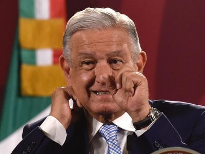 Gobierno busca a impulsor de amparo contra el Tren Maya; hacen "chicanadas": AMLO