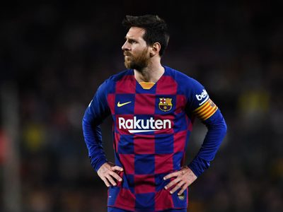 Lionel Messi: de la emotiva despedida de Suárez a la crítica despiadada contra el Barcelona