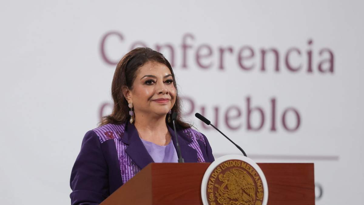 La jefa de gobierno de la Ciudad de México, Clara Brugada, presenta la celebración por los 700 años de la fundación de México-Tenochtitlan, en la conferencia matutina en Palacio Nacional, el lunes 30 de junio de 2025